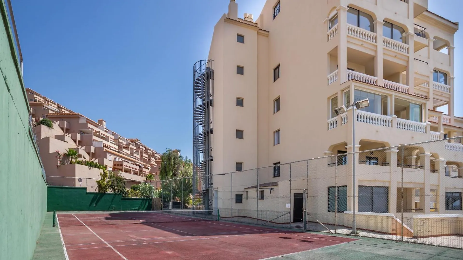 Lovely Studio Apartment Communal Heated Pool Arona